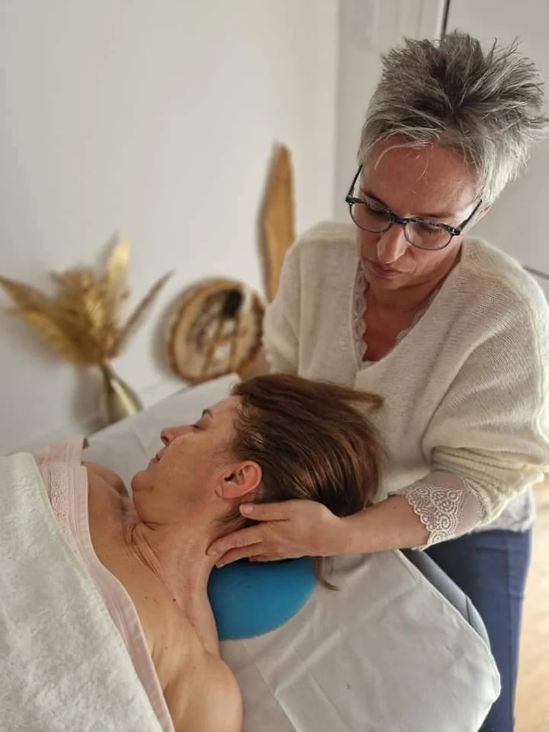 Zoonekynd Natacha Massage Energetique Au Lege Cap Ferret Realisation 76